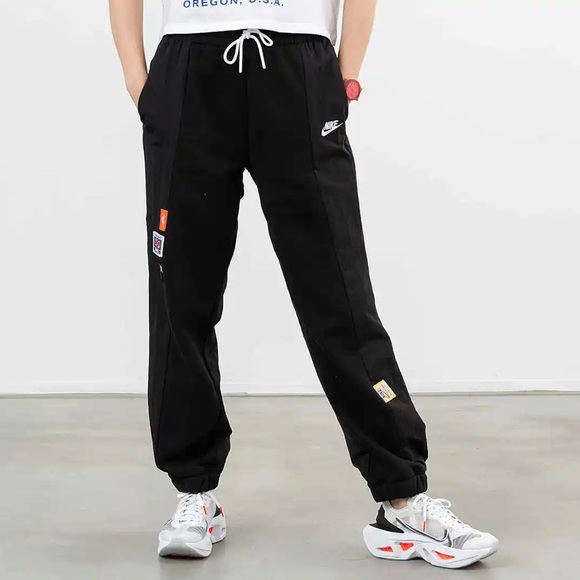 Nike black half cotton half nylon sweatpants jogger small, vintage tags - Picture 4 of 4